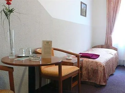 Hotell Kafka 3*